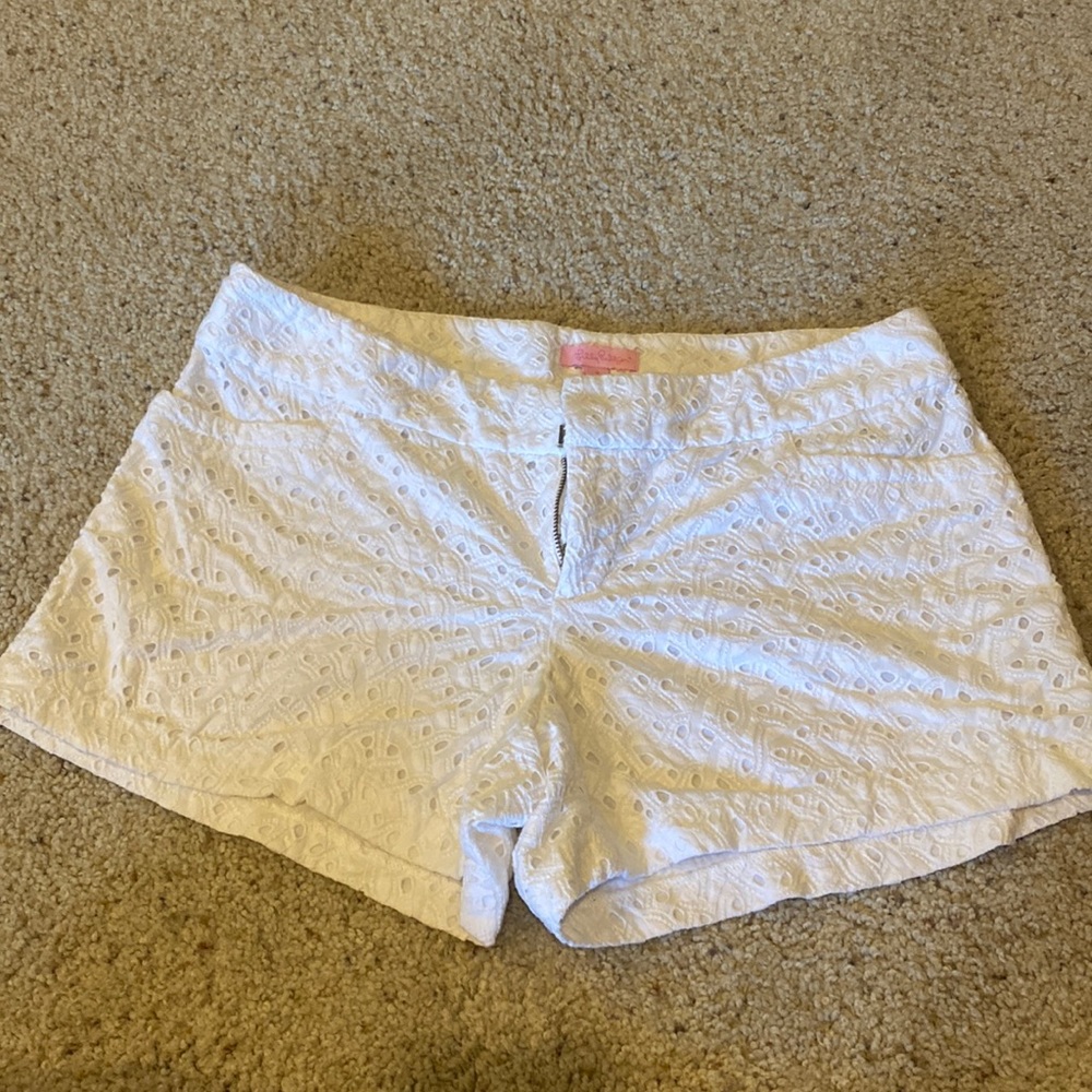 Lilly Pulitzer shorts - Size 8.